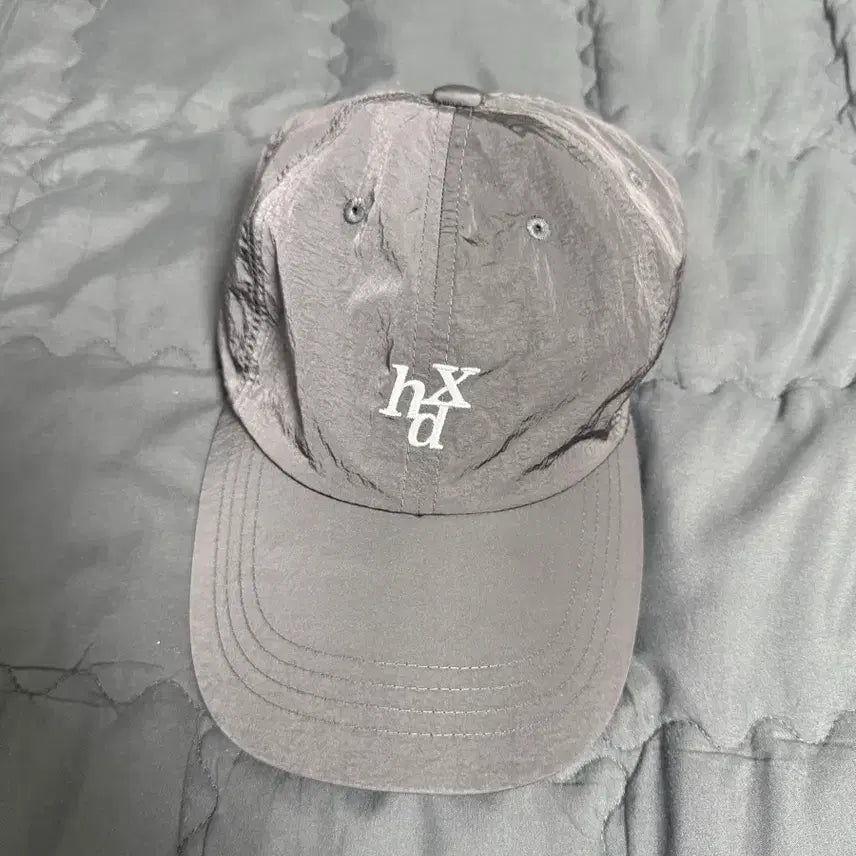 [BUNJANG] H-DECS Small Logo Ball Cap (Charcoal) / 에이치덱스 스몰 로고 볼캡 (차콜)