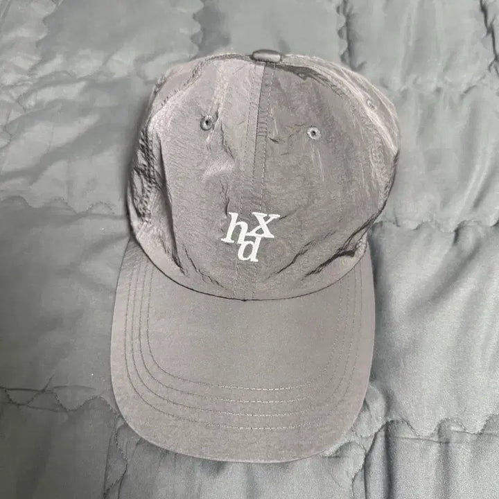 [BUNJANG] H-DECS Small Logo Ball Cap (Charcoal) / 에이치덱스 스몰 로고 볼캡 (차콜)