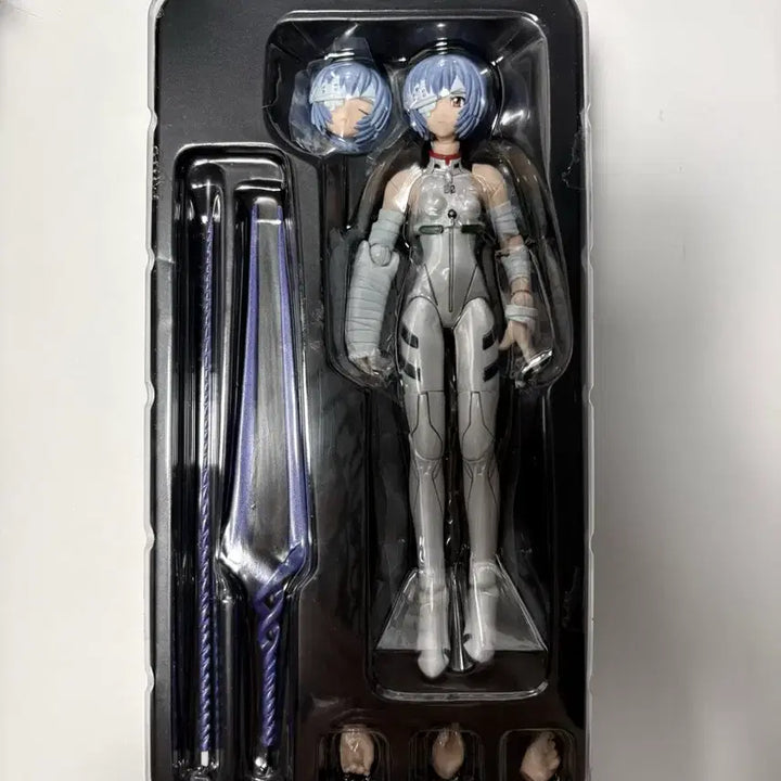 [BUNJANG] Evangelion Ayanami Rei Bandage Revoltech 008 Figure / 에반게리온 아야나미 레이 붕대 리볼텍 008 양도 판매 고전 피규어