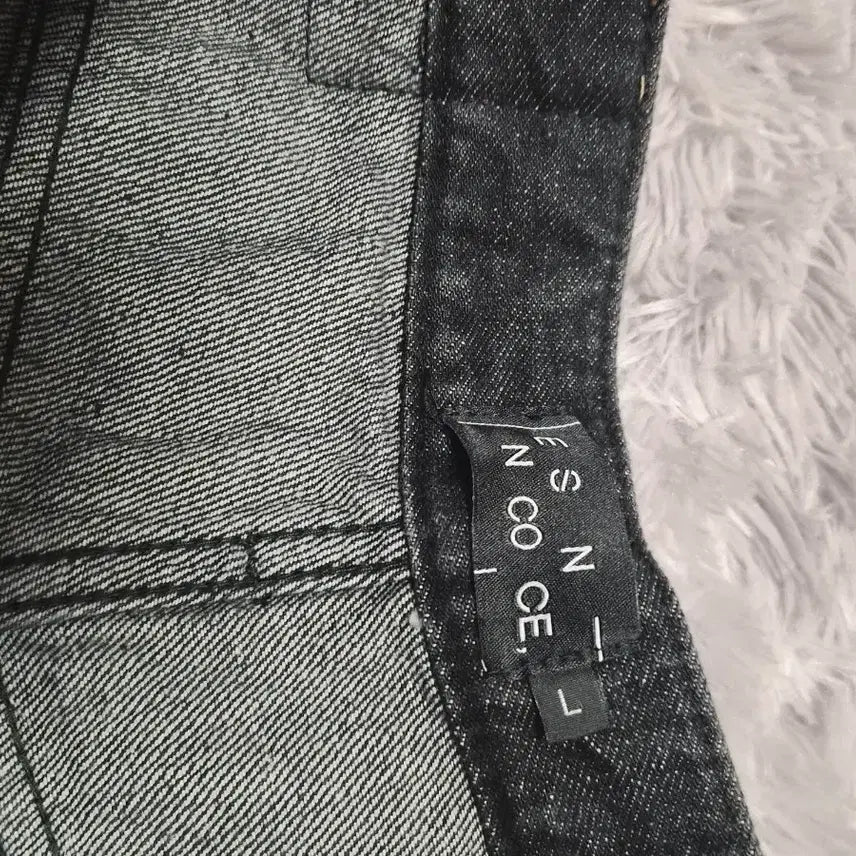 [BUNJANG] ESN Black Cargo Denim (Unisex) / 이에스엔 블랙카고 데님(남.여공용)