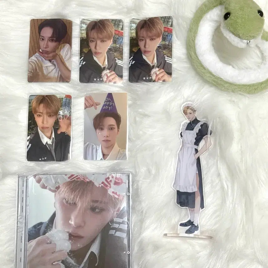 [BUNJANG] Alpha Drive One Arno Photocard Album Figure Bundle Set / 알파드라이브원 아르노 포카 앨범 피규어 양도