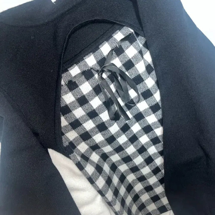 [BUNJANG] INGNI Slit Ribbon Knit Top / INGNI 잉그니 트임 리본 니트 | 일브