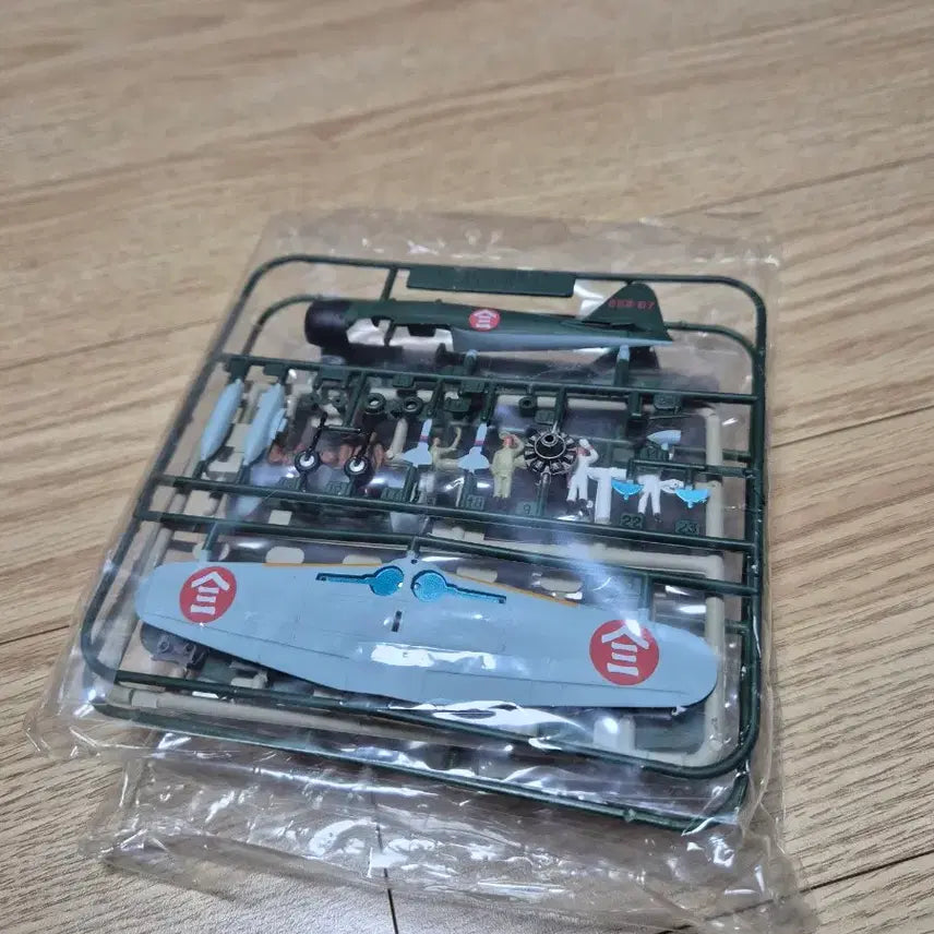 [BUNJANG] Doyusha Zero Fighter Type 52 1/100 Scale Model Kit / 1/100 도유사 제로센 52형 전투기 프라모델