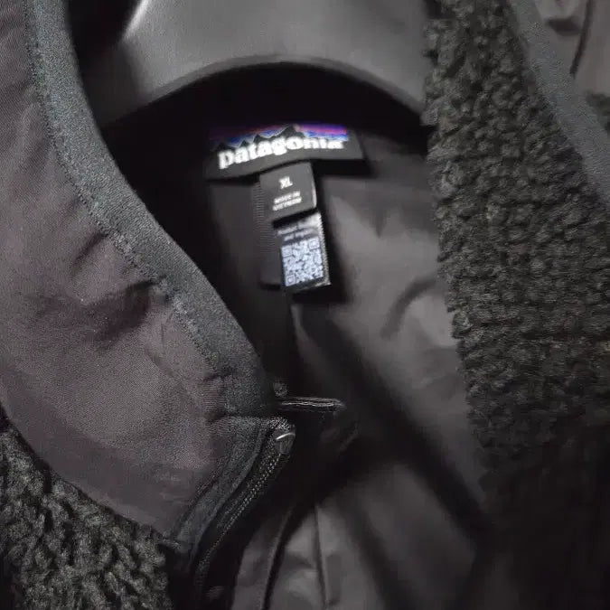 [BUNJANG] Patagonia Classic Retro-X Deep Pile Fleece Jacket / [XL]파타고니아 클래식 레트로X / 딥파일 플리스 블랙