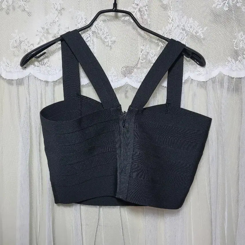 [BUNJANG] Black Bandage Crop Top / 블랙 밴디지 쫀쫀 크롭 탑