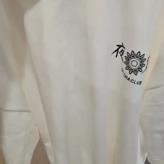 [SOLD OUT] (새상품)YATCHACLUB 야차클럽 화이트 티셔츠