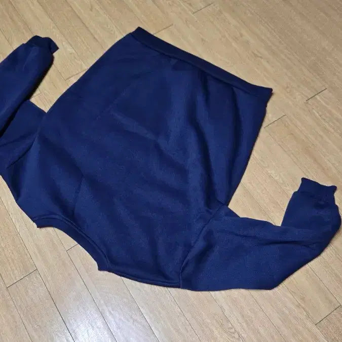 [BUNJANG] Unspecified 곰돌이 Fleece Sweatshirt / 곰돌이 기모 맨투맨free/L~XL