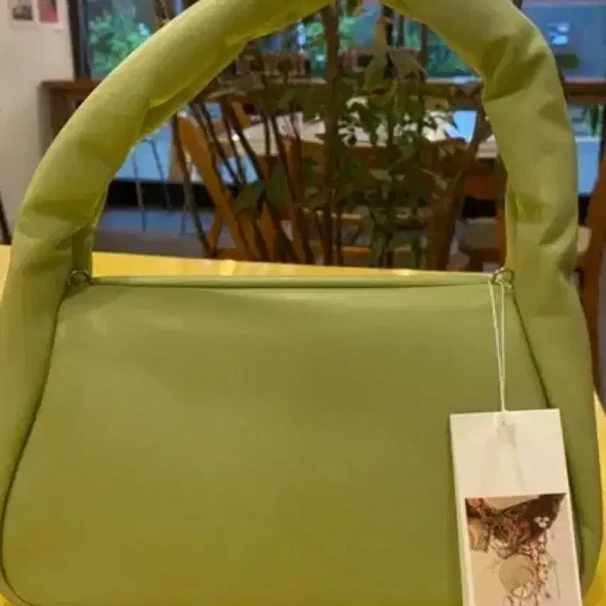 [BUNJANG] Sei Miondo Pastel Green Leather Shoulder Bag / 세이모온도 머그백 파스텔 그린 레더 숄더백