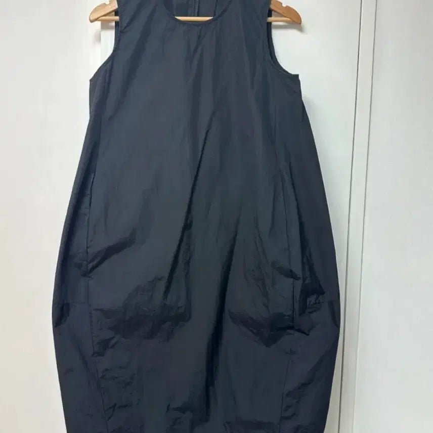 [BUNJANG] Black Balloon Dress / 블랙 벌룬 원피스