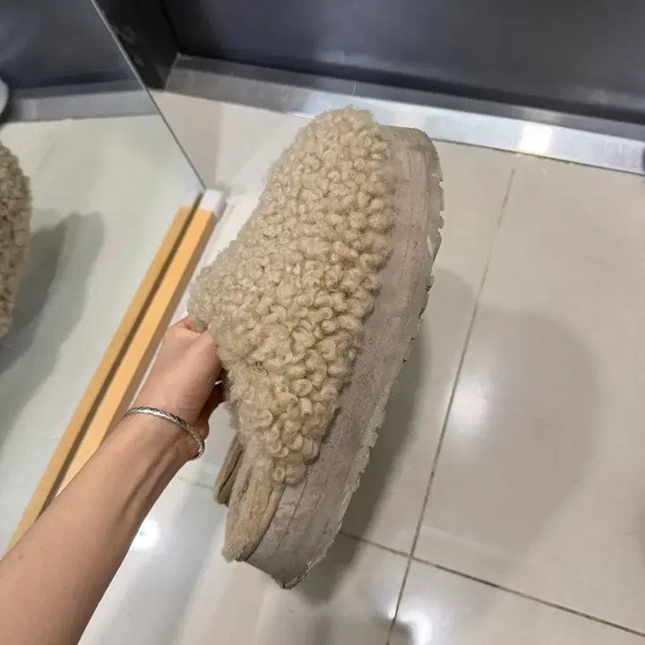 [BUNJANG] UGG Beige 240 Slippers / 어그 뽀글이 슬리퍼 베이지 240