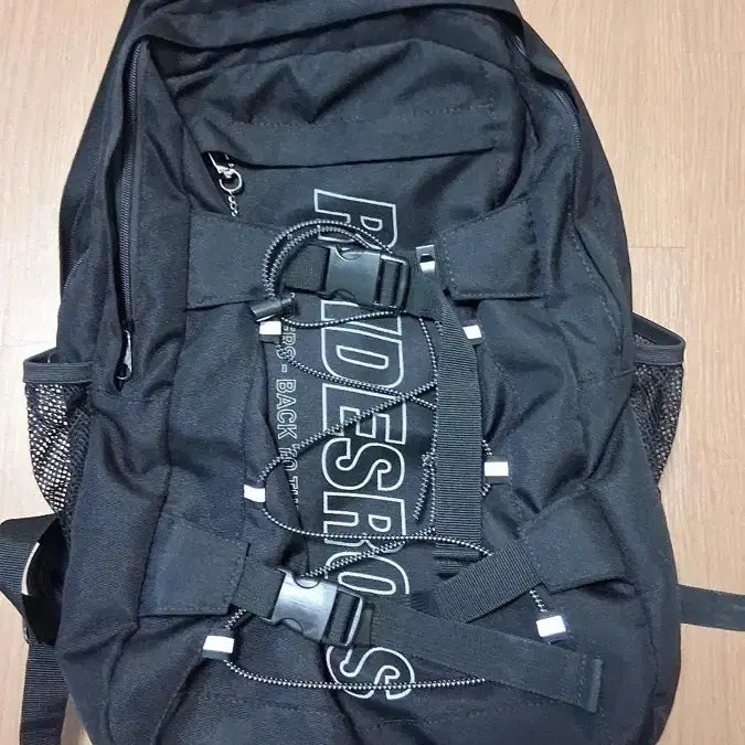 [BUNJANG] RADESPORTS Black Backpack / RADESPORTS 블랙 백팩