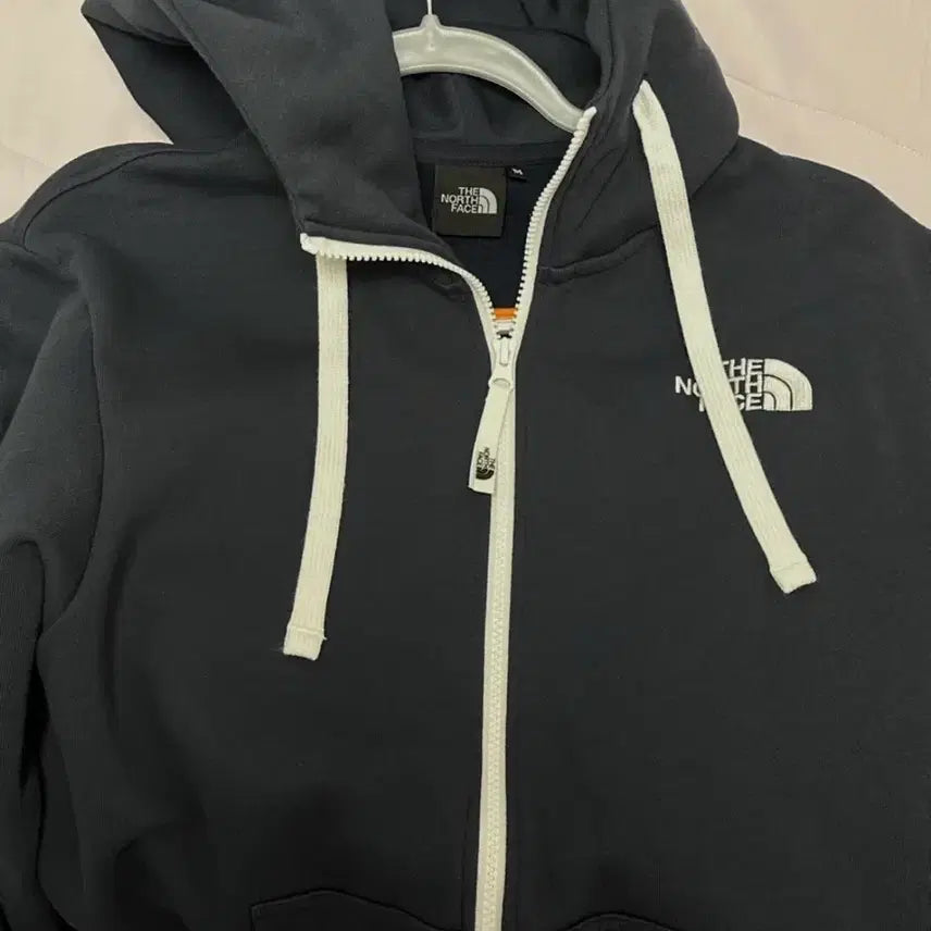 [BUNJANG] The North Face Japan Navy Hooded Zip-Up Jacket / 노스페이스 재팬 후드집업 네이비 M