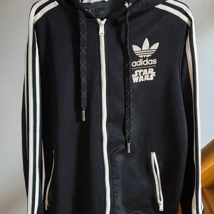 [BUNJANG] Adidas Star Wars Collaboration Hooded Zip-up Black / 아디다스 스타워즈 콜라보 후드집업 블랙