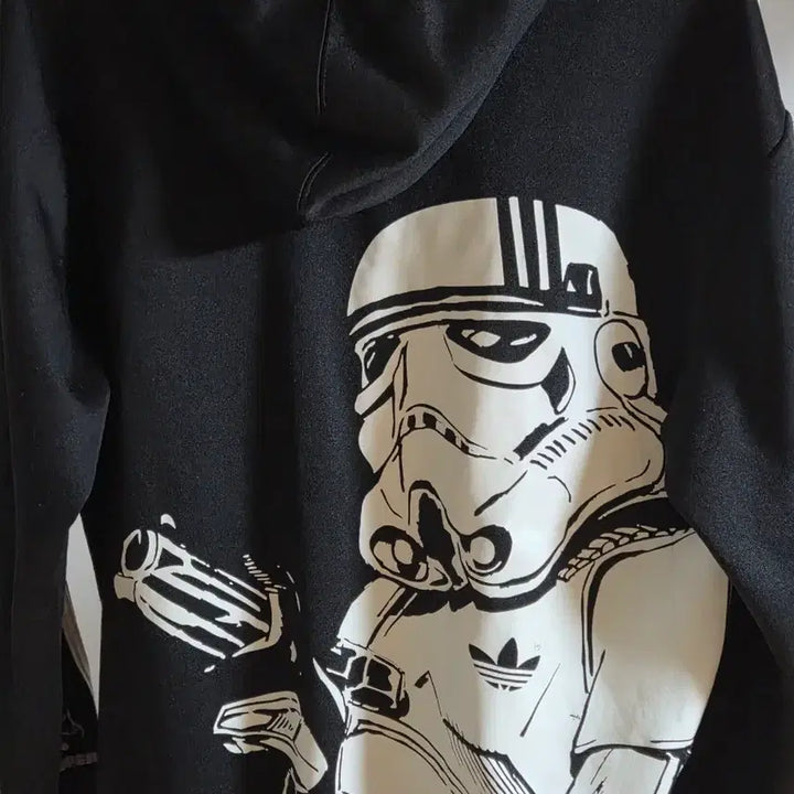 [BUNJANG] Adidas Star Wars Collaboration Hooded Zip-up Black / 아디다스 스타워즈 콜라보 후드집업 블랙