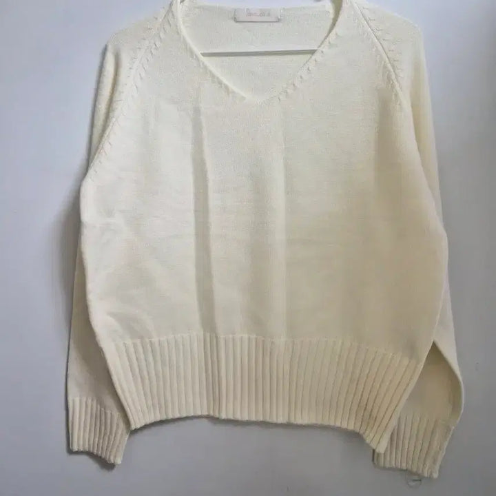 [BUNJANG] Ivory Knit Top - Free Size / [새상품] 아이보리 니트 free