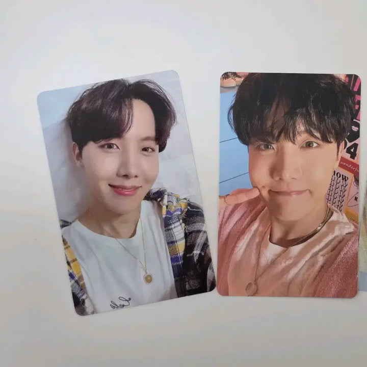 [BUNJANG] BTS J-Hope BE Essential Album Photocard / [방탄 BTS] BE 에센셜 앨범 (랜덤포카 제이홉, 포카다있음)