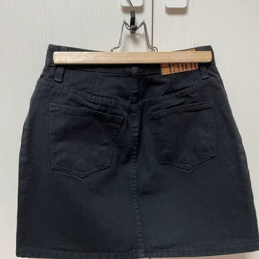 [BUNJANG] Heint Allure Cotton Mini Skirt / 헤인트 얼루어코튼미니스커트 블랙