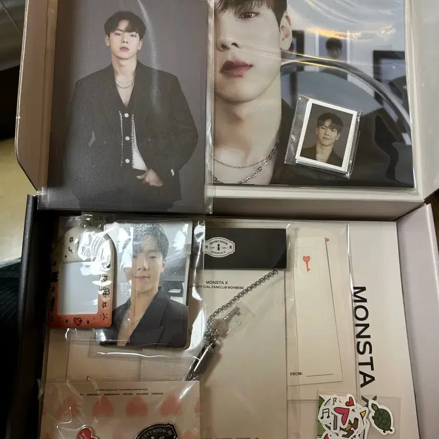 [BUNJANG] Monsta X Monbebe 8th Fanclub Kit / 몬베베 8기 팬클럽 키트 풀구성