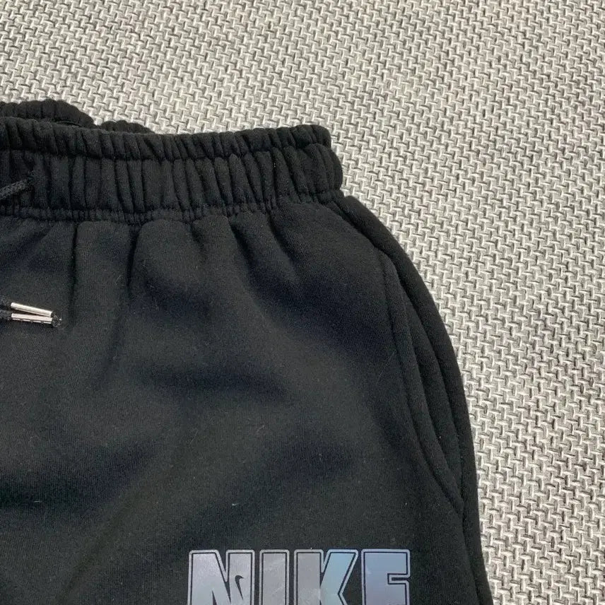 [SOLD OUT] 나이키 검정 트레이닝 바지 USA 26~28인치
