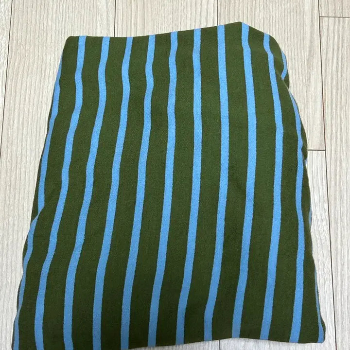 [BUNJANG] Fly ST Striped Crop Sweatshirt / 플라이ST맨투맨