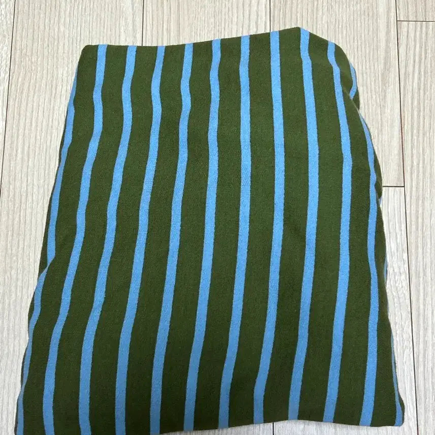 [BUNJANG] Fly ST Striped Crop Sweatshirt / 플라이ST맨투맨