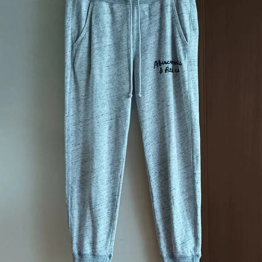 [BUNJANG] Abercrombie Gray Training Pants M / 아베크롬비 회색 트레이닝 바지 M