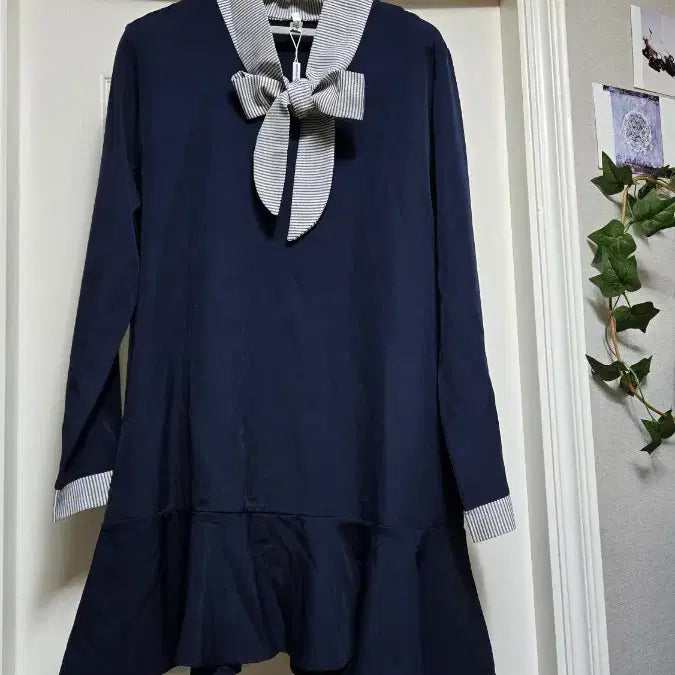 [BUNJANG] Navy Ribbon Detail Dress - New / 리본 원피스 네이비/새상품