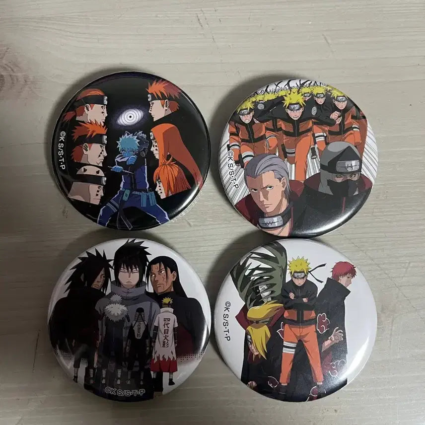 [BUNJANG] Naruto 4-Piece Bundle Can Badges / 나루토 캔뱃지 4종 일괄