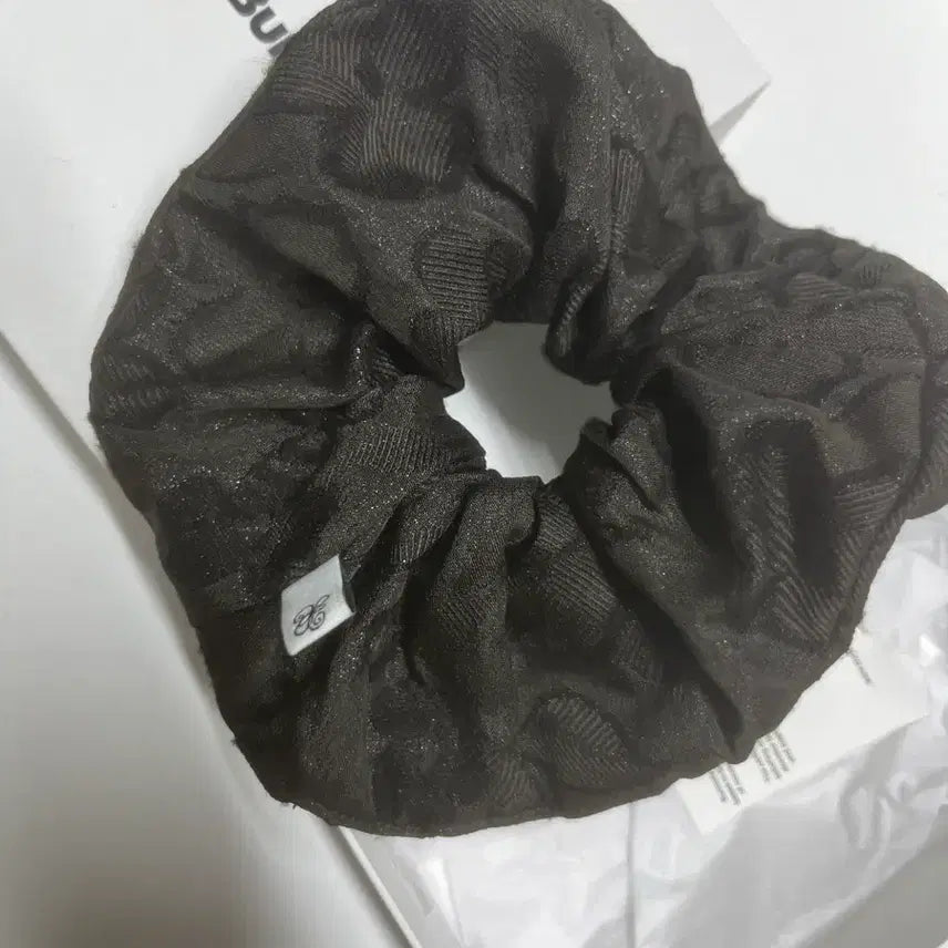 [BUNJANG] Bermula Scrunchie / 버뮬라 스크런치