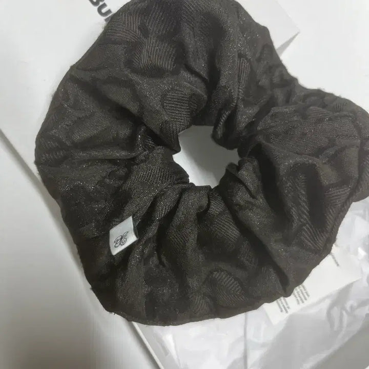 [BUNJANG] Bermula Scrunchie / 버뮬라 스크런치