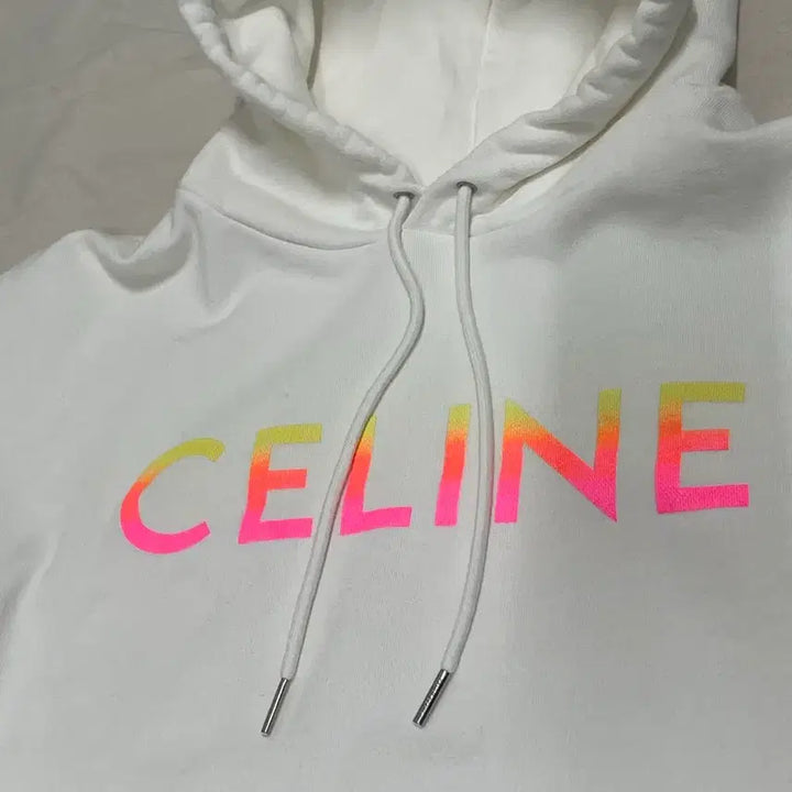 [BUNJANG] Celine Gradient Rainbow Logo Hoodie (M) / 셀린느 그라데이션 레인보우 로고 후드 티셔츠 [m]
