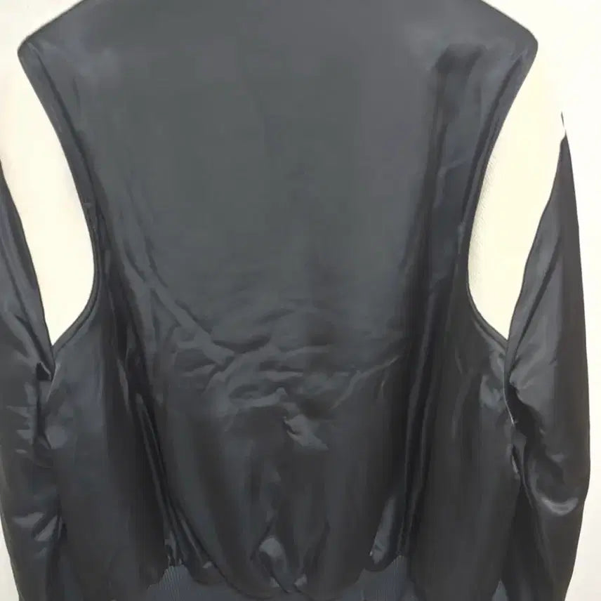 [SOLD OUT] 아디다스 사틴 바시티 자켓