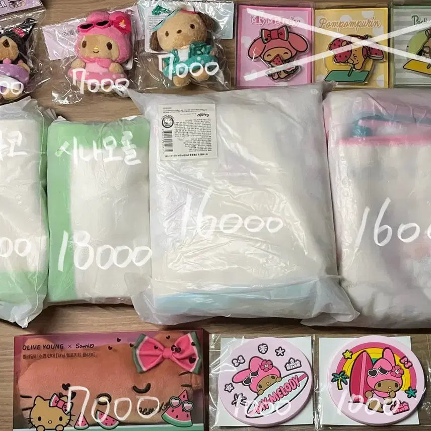 [BUNJANG] Olive Young Sanrio Collection Set / 올리브영 태닝 산리오 수면안대 인형키링 토트백 큐티런 헬로키티