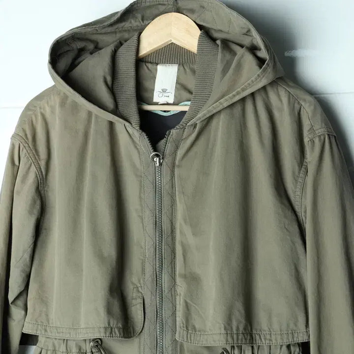 [BUNJANG] O’2nd Military Embroidered Windbreaker Jacket / W(F) 오즈세컨 집업 바람막이 점퍼자켓 등 자수 밀리터리-17BAD