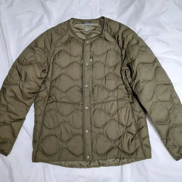 [BUNJANG] Uniqlo x White Mountaineering Ultralight Down Jacket / [L] 유니클로 화이트마운티어링 울트라라이트다운
