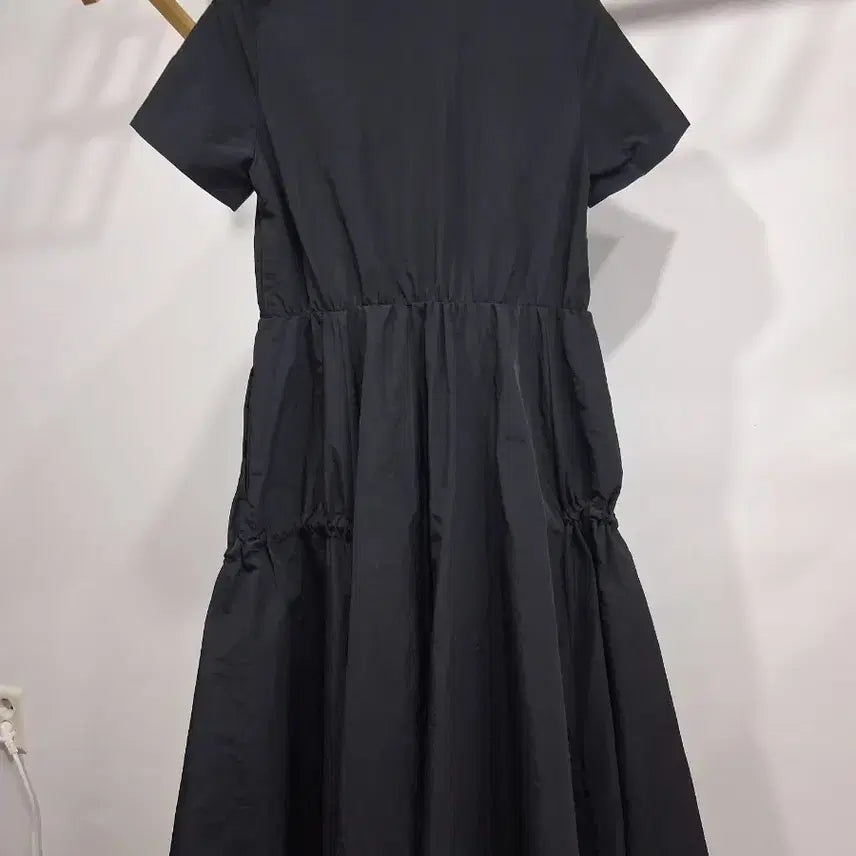 [BUNJANG] Black Long Sleeve Unique Dress / 블랙 반팔 원피스