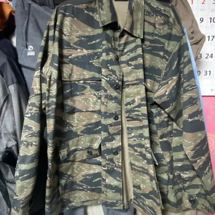 [BUNJANG] Rothco BDU Tiger Camo Fatigue Shirt / 로스코 BDU