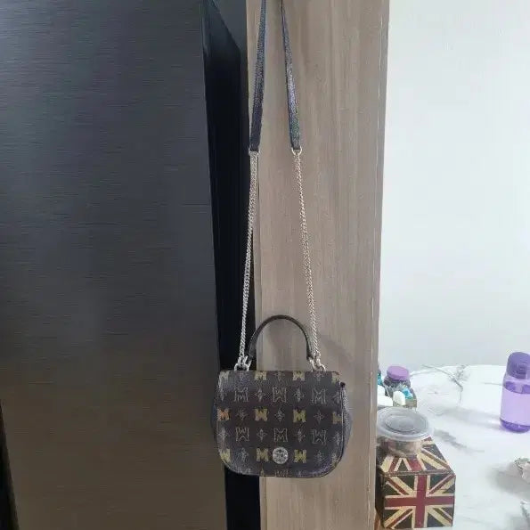 [BUNJANG] Metrocity Shoulder Crossbody Bag M73MVO75Z / 메트로시티 숄더겸 크로스백 M73MVO75Z