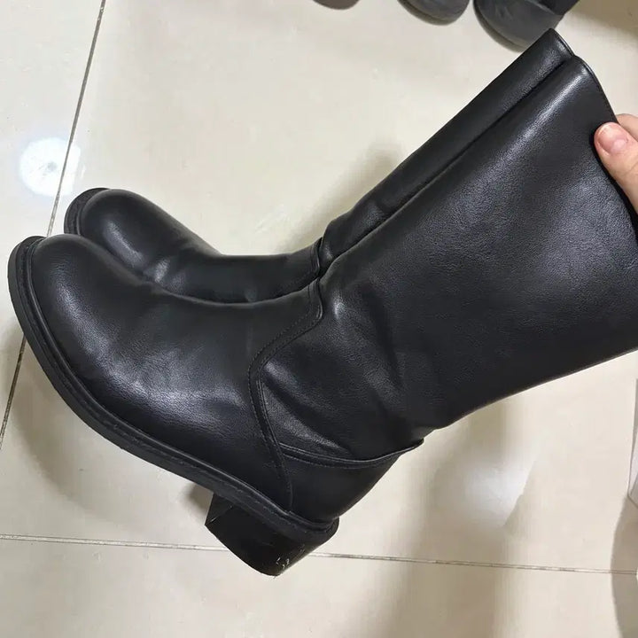 [BUNJANG] Nus Meata Mid Boots / 누스 미들부츠