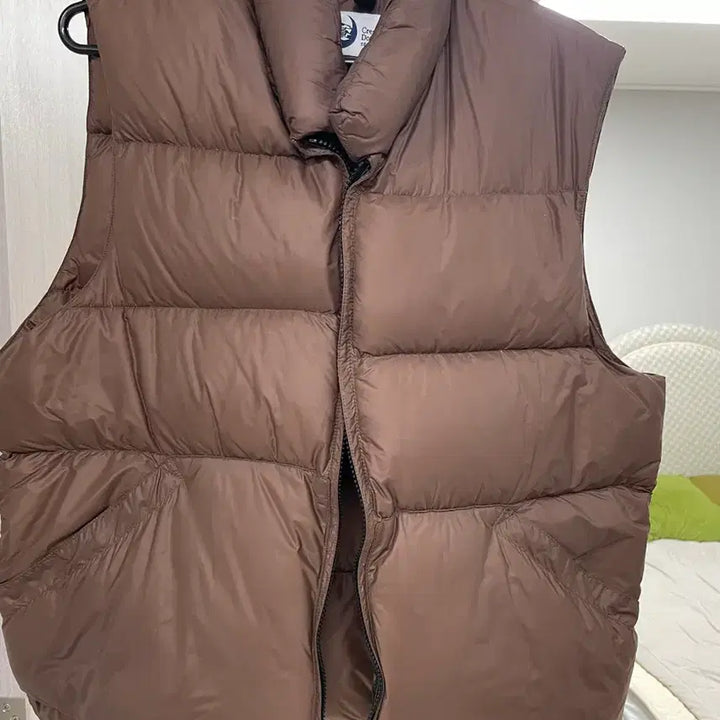 [BUNJANG] Crescent Down Works Padded Vest Brown M / 크레센트 다운 웍스 패딩베스트 브라운 m