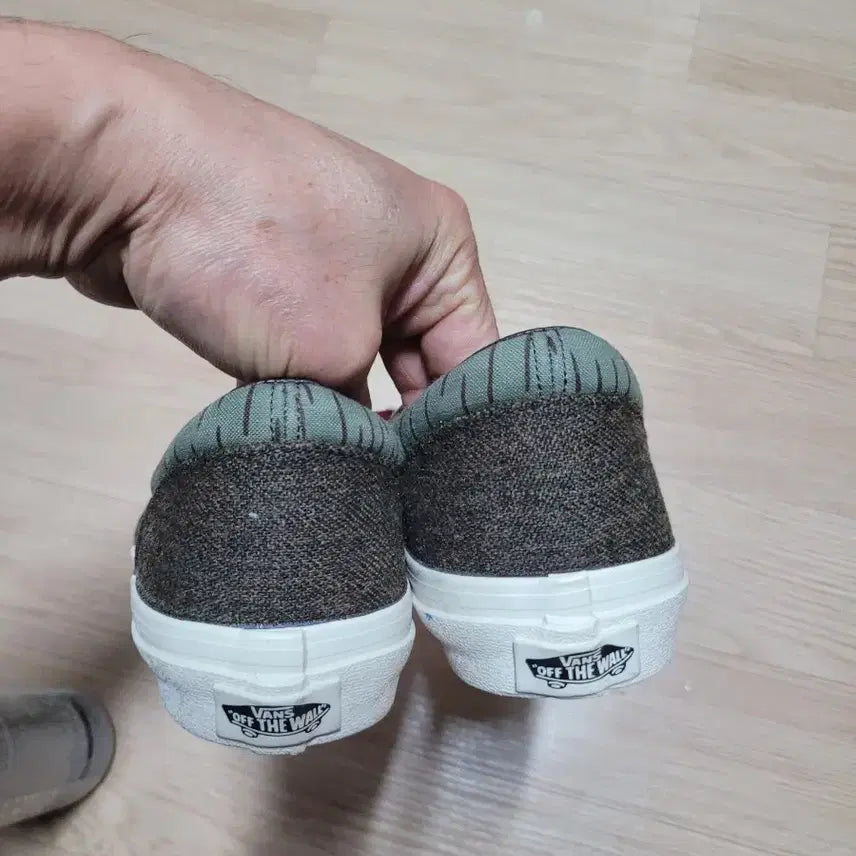 [BUNJANG] Vans Camo Sneakers / 반스 스니커즈 250