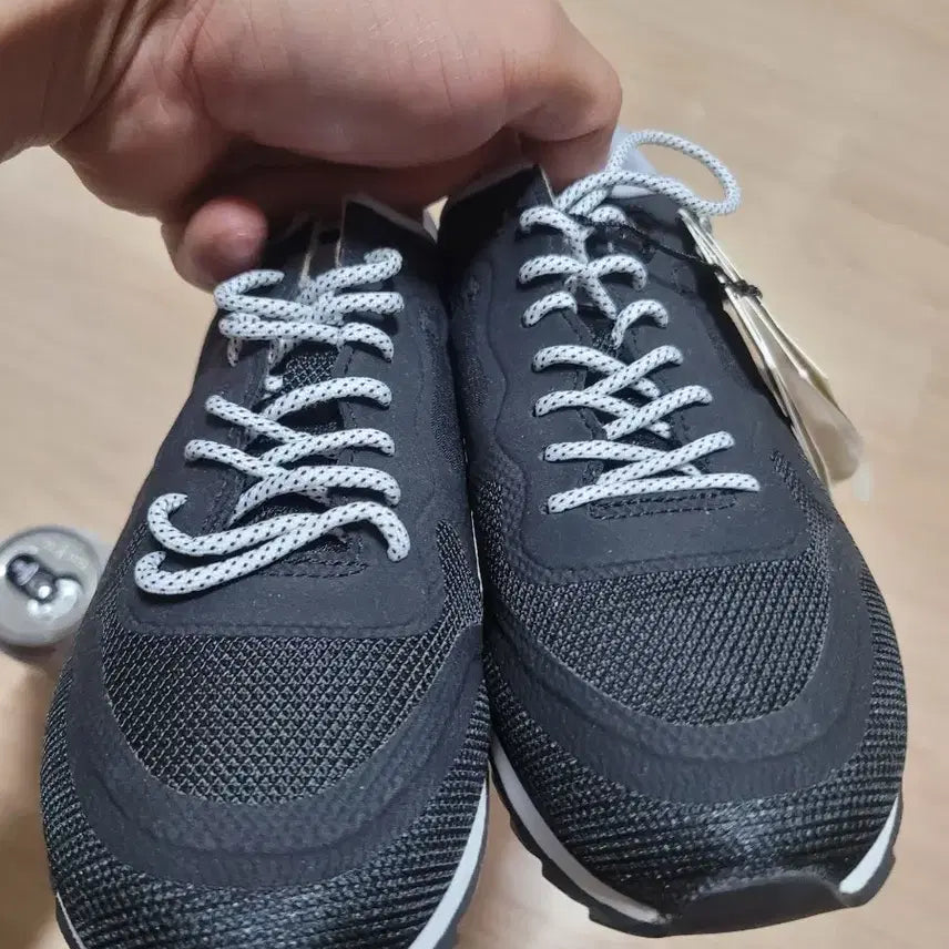 [BUNJANG] JILLSTUART Chelsea Black Sneakers 220 / JILLSTUART 블랙 스니커즈 220