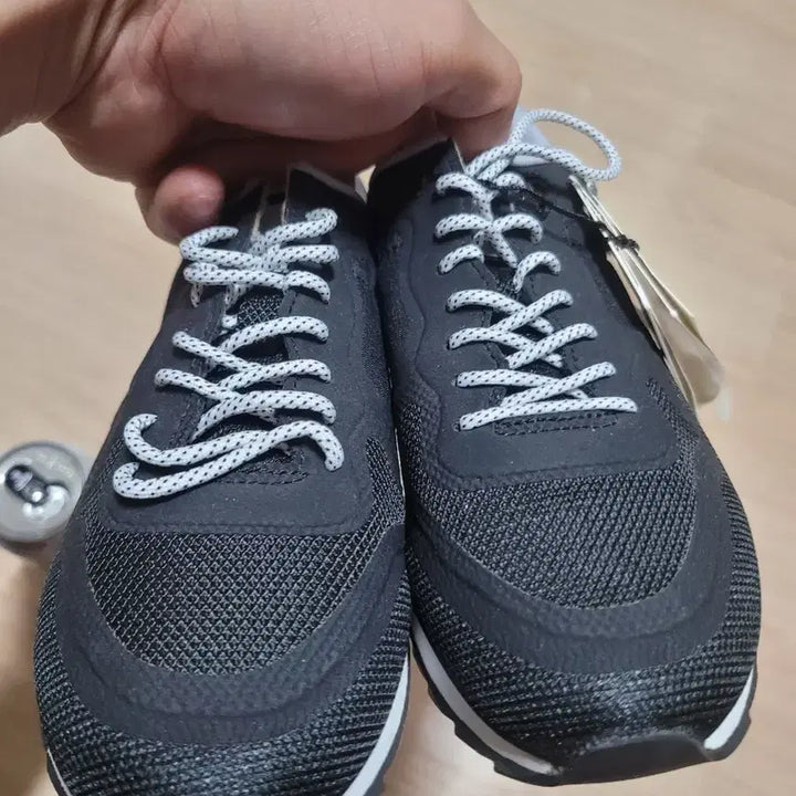 [BUNJANG] JILLSTUART Chelsea Black Sneakers 220 / JILLSTUART 블랙 스니커즈 220
