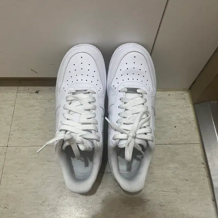 [SOLD OUT] 나이키 에어포스 1 07 low white 245