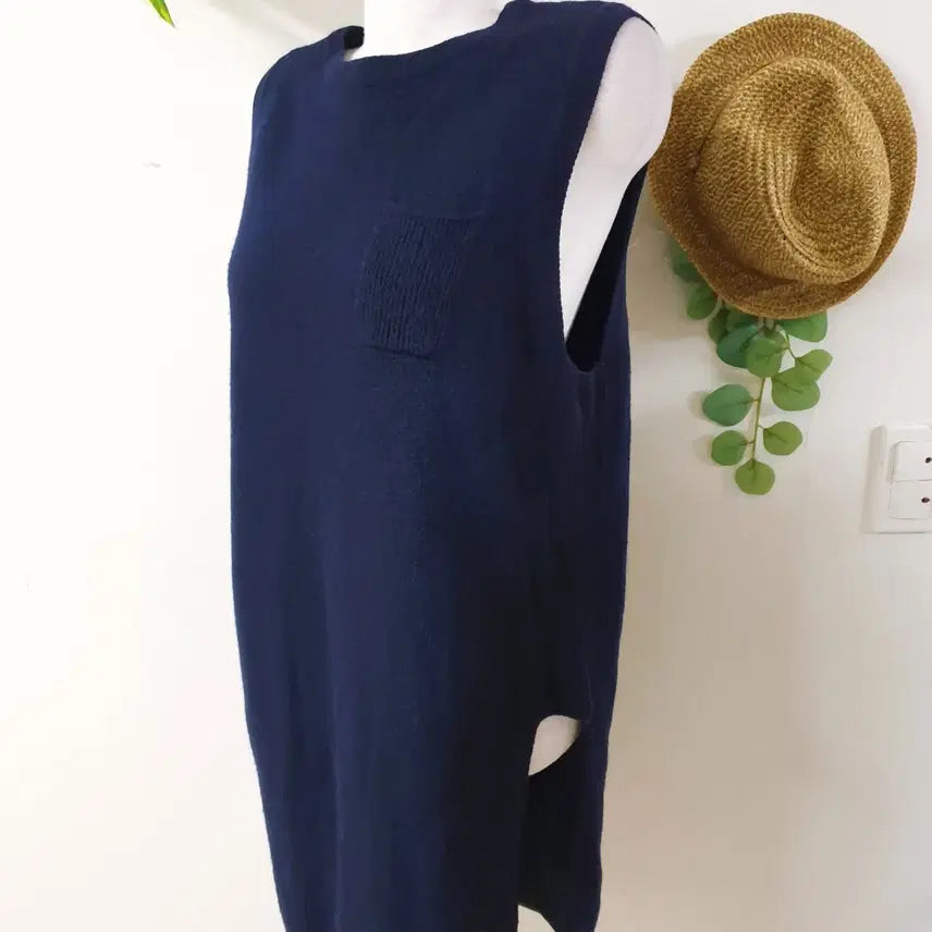 [BUNJANG] Thursday Island 21SS Pocket Long Knit Vest Navy / 써스데이아일랜드 21SS 포켓 롱니트베스트 55 네이비