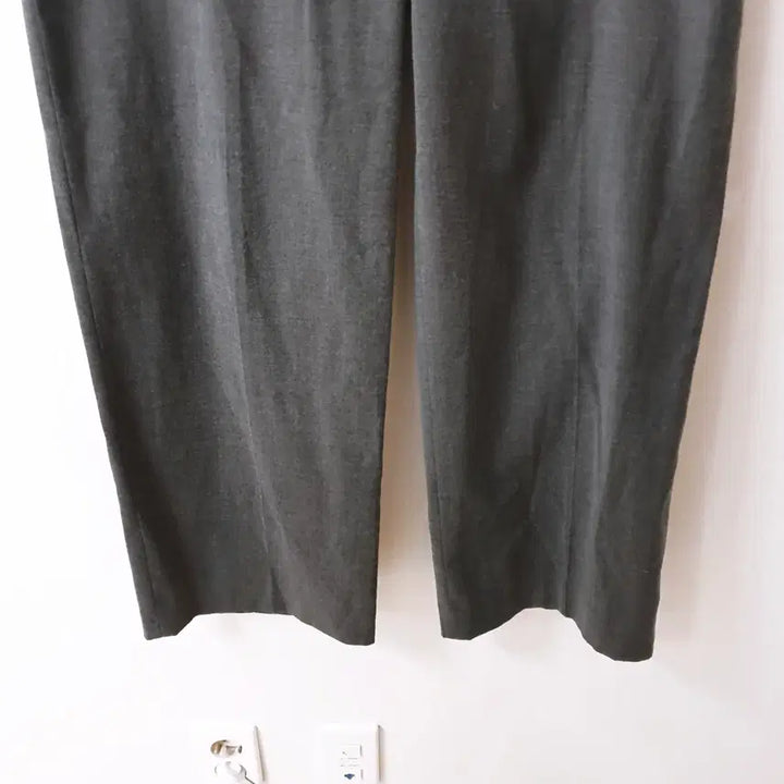 [BUNJANG] The Izzat Wide Slacks Gray 29 inch Pants / 더아이잗 와이드슬랙스 77 그레이 29인치 그레이