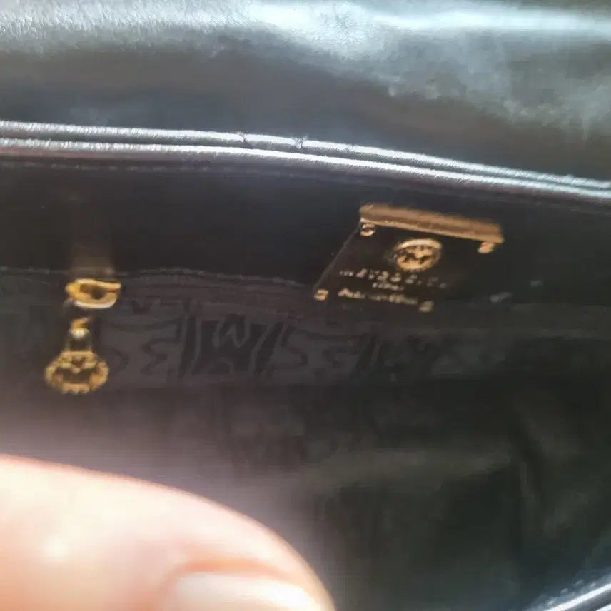 [BUNJANG] Metrocity Black Quilted Chain Shoulder Bag / 메트로시티 블랙 퀼팅 체인백12-21