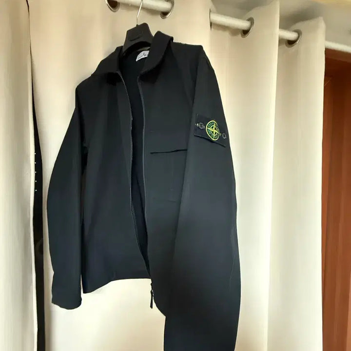 [BUNJANG] Stone Island Black Overshirt / 스톤아일랜드 블랙 오버셔츠