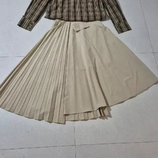 [SOLD OUT] (새옷)한섬 랑방 체크 블라우스