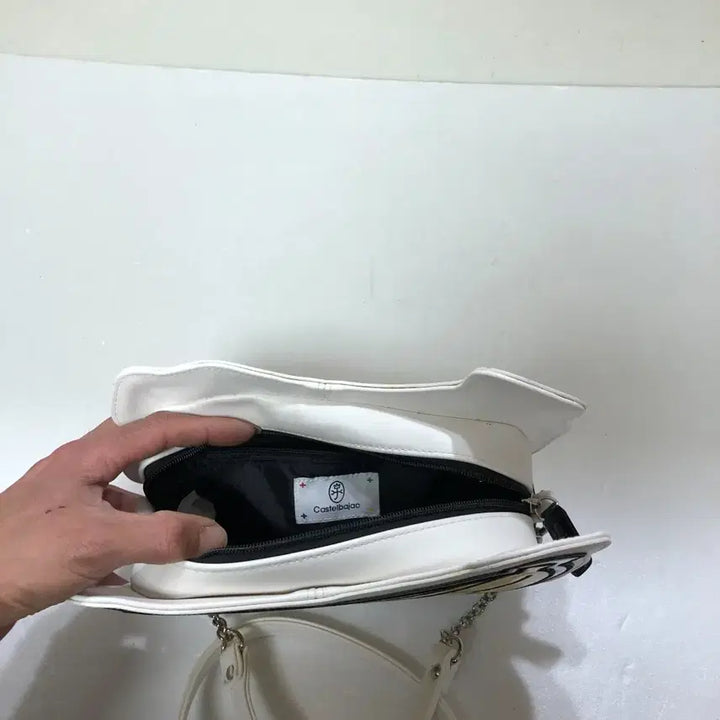[BUNJANG] Castelbajac Crossbody Bag / 까스텔바작 크로스백@9994